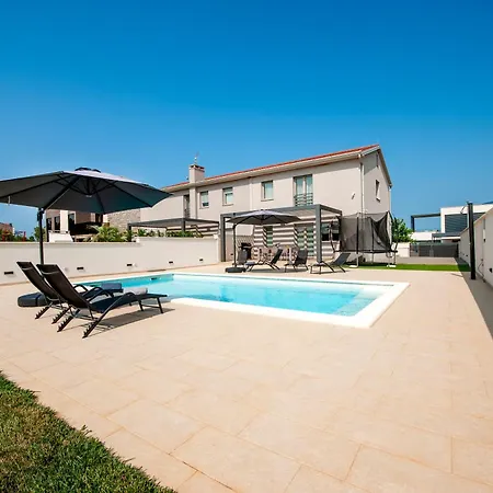 Dream Place Villa *